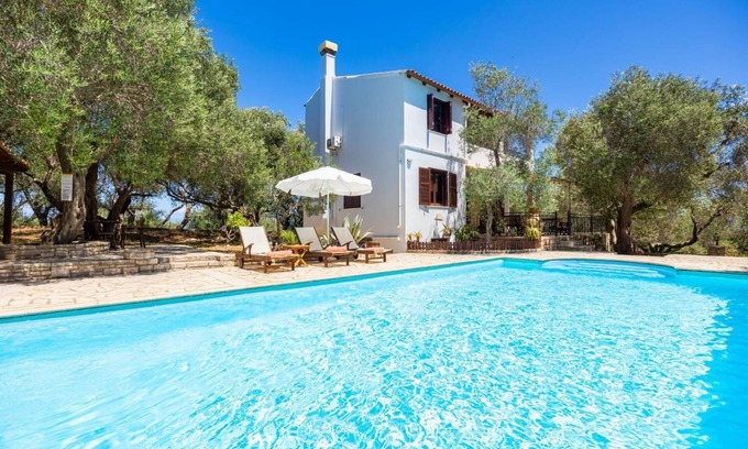 Magazia Villa | Villa Alkyon - Three Bedroom Villa, Sleeps 6