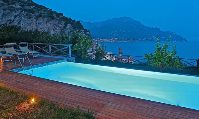 Atrani Villa | VILLA AMALFI - Twelve Bedroom Villa, Sleeps 24