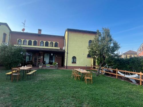 Vermezzo Bed & Breakfast | Villa Ambra B&B Siviglia