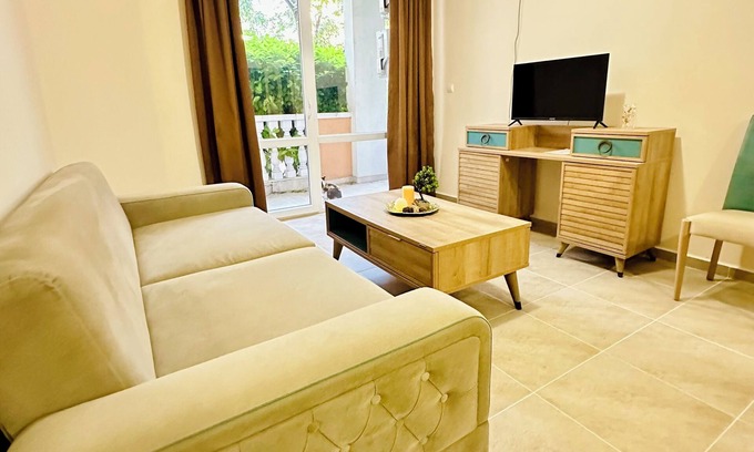 Chaika Apartment | Villa Aria, luxurious sea flat In Sunny Beach, Bulgaria