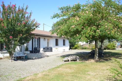 Azereix House | VILLA AUX PIEDS DES PYRENEES