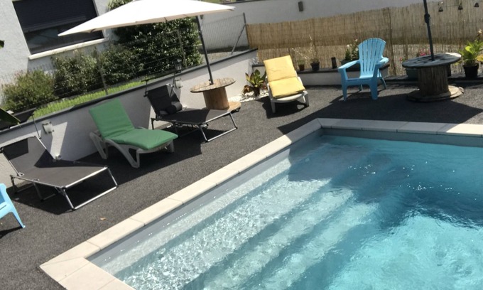 Arthes House | Villa Avec Piscine Proche Dalbi