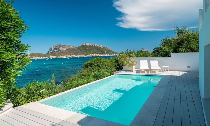 Baia Caddinas Villa | Villa Bianca - VILLA BIANCA