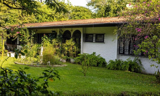 El Valle de Anton House | Villa Blanca Antón