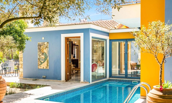Stroumpi Villa | Villa Blue Iris by Ezoria Villas in Stroumpi