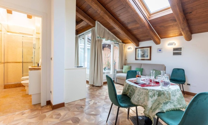 Saragozza-Porto Apartment | Villa Bottrigari Terrace Spa Bath Apartment