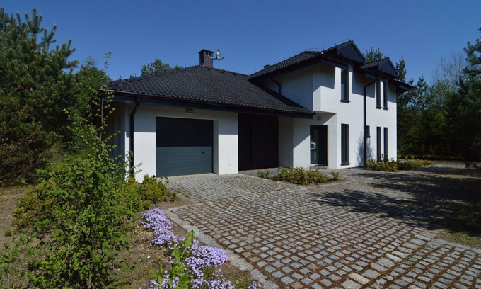 Borne Sulinowo Villa | Villa by Lake in Borne Sulinowo