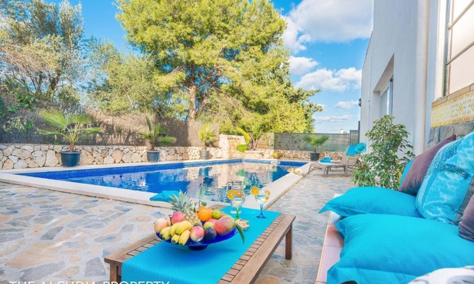 es Bacares Ski Chalet | VILLA CAN JAUME