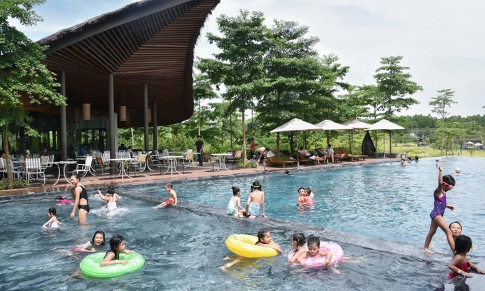 Ngoc Quang Hotel | Villa CBT Flamingo Dai Lai