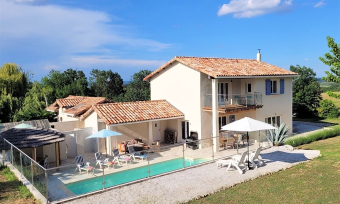 Donazac Villa | Villa center of the Cathar region Carcassonne charm & elegance are the key words