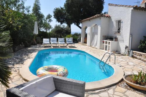 Les Issambres Villa | Villa climatisée, vue mer et colline avec piscine