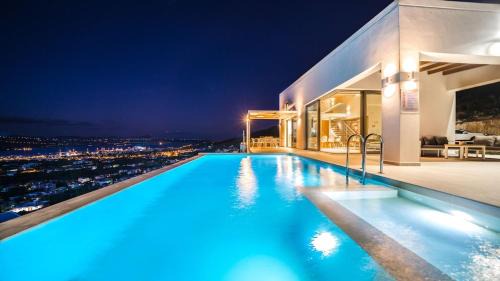 Katochori Villa | Villa Con Vista- Heated Pool 4 bdr sleeps 8