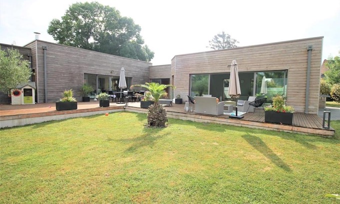 Ligny-en-Cambresis Villa | Villa d’architecte avec piscine chauffée