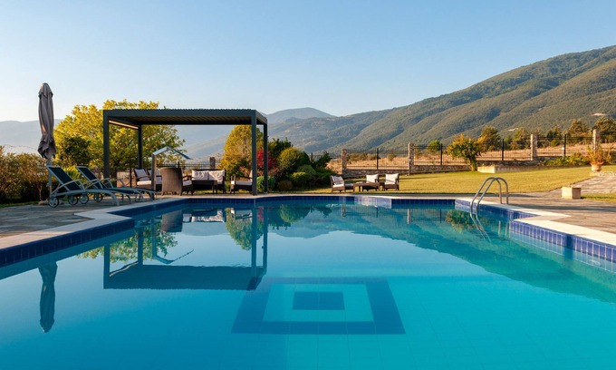Dio-Olympos House | Villa Dafne-Sea and Mountain View