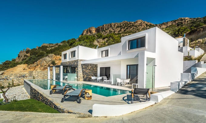 Koutsounari Apartment | Villa Daniela Apartments with pool and seaview
