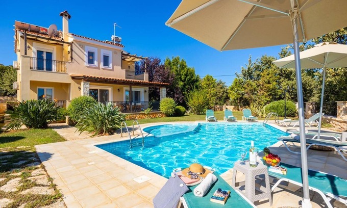 Gerani Villa | Villa Daphni - Four Bedroom Villa, Sleeps 8