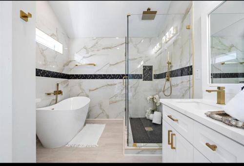 Greater Third Ward Villa | Villa De Briley