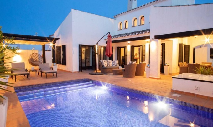 Caserio Los Tarquinos Villa | Villa del Alemán with swimming pool