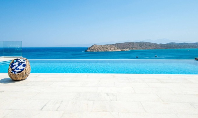 Plaka Villa | Villa Dimitra The New Eco Chic Destination