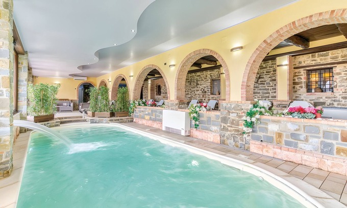 Stella Cilento Villa | Villa 'Don Elio Con Spa Privata' with Mountain View, Wi-Fi and Air Conditioning