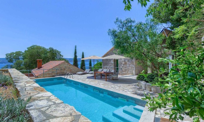 Borak Villa | Villa Eden - two charming stone houses with sea views