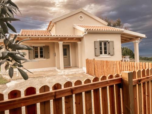 Peroulades Villa | Villa Elia