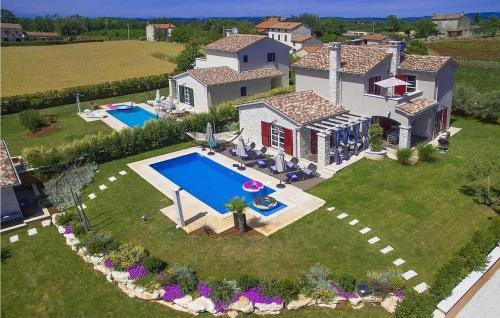 Lasici House | Villa Emily