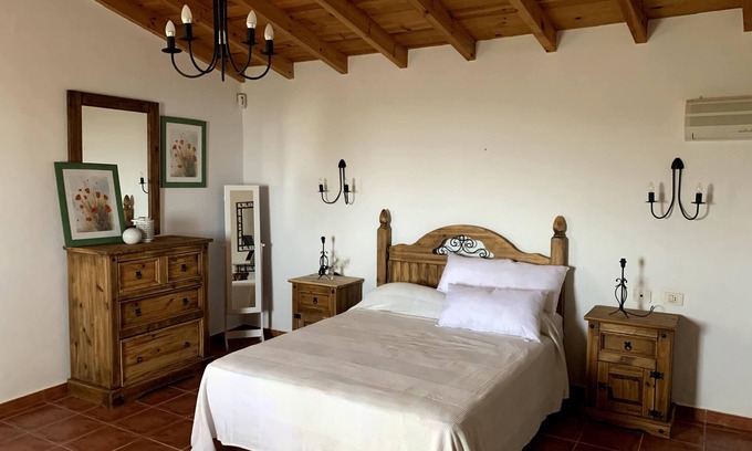 Taucho House | Villa Ensueño, natural place, family environment
