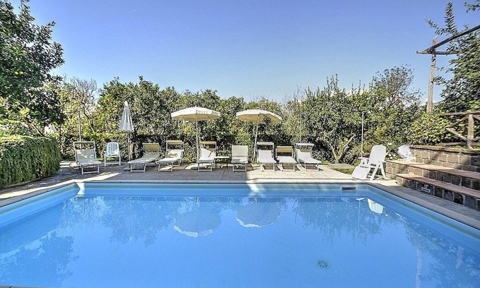 Sant'Agnello House | Villa Fillide B: A cozy apartment surrounded by the greenery, with Free WI-FI.