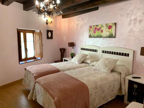 Hontanas Hotel | Villa Fontanas
