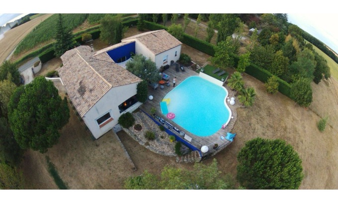 Saint-Antoine-de-Ficalba Villa | Villa pool panoramic valley view not overlooked