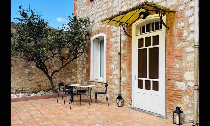 Saint-Hippolyte House | VILLA MONTGAILLARD 5km MER cœur village 220m² 3ch