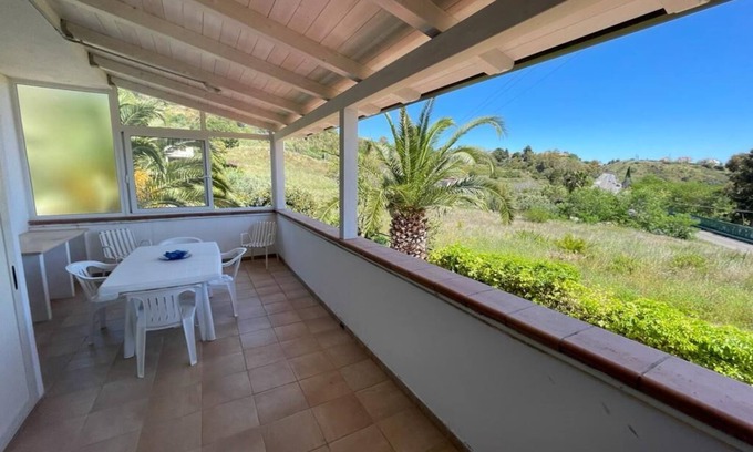 Calalunga-Pietragrande Villa | Villa Giò & Mar. Superior Apartment