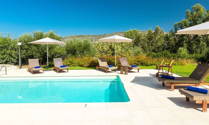 Marathi Villa | Villa Gaia, With sea Views Only 150m Away From Loutraki Beach