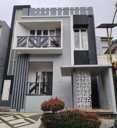Ngaglik Villa | Villa Gamelas Kusuma Pinus Batu