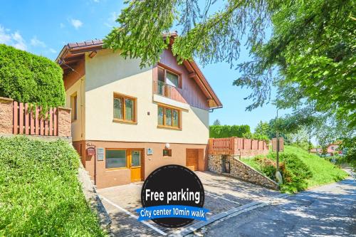 Cesky Krumlov House | Villa Gap apartments