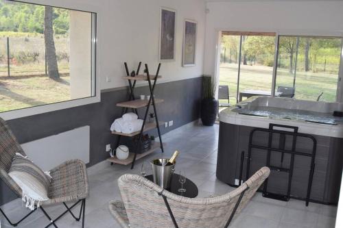 Carnas Villa | Villa Gard'iguette avec SPA entre vignes &garrigue