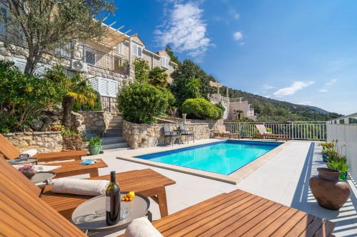 Lozica Apartment | Villa Green Sunset
