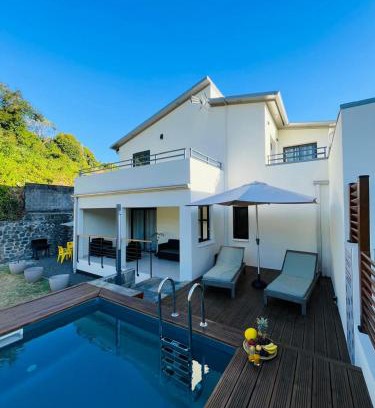 Montvert-les Bas Villa | Villa ilonha