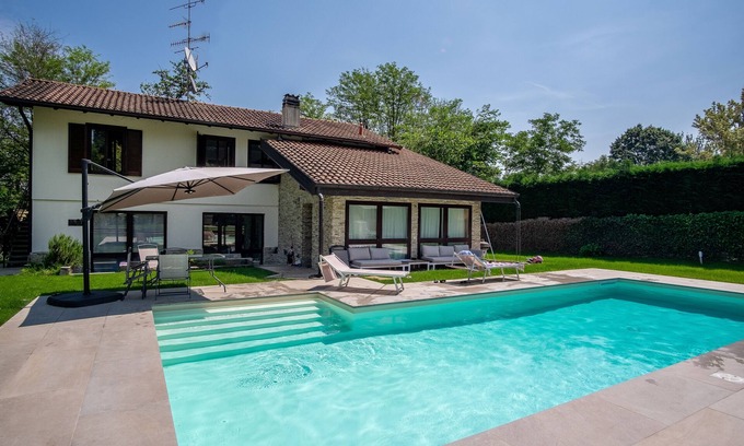 Castelletto Sopra Ticino House | Villa Novelli