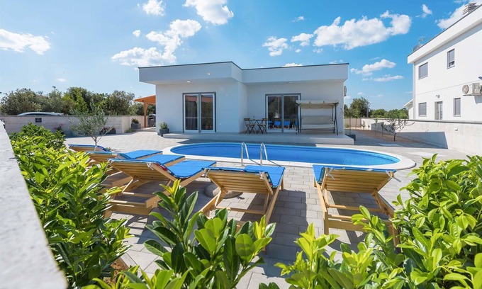 Jadrija Villa | Villa Jadrija Beach Šibenik