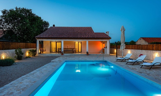 Drnis House | Villa Kole (V4241-K1) - Konjevrate