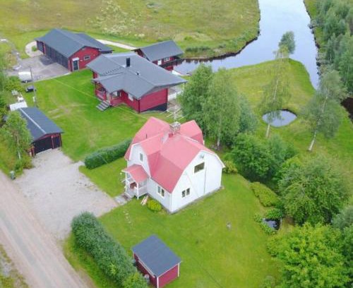 Ytterhogdal Villa | Villa Kuriosa SKOGSFEEN