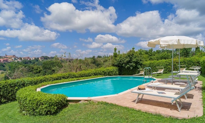 Siena Villa | Villa la Strega In Siena, Tuscany