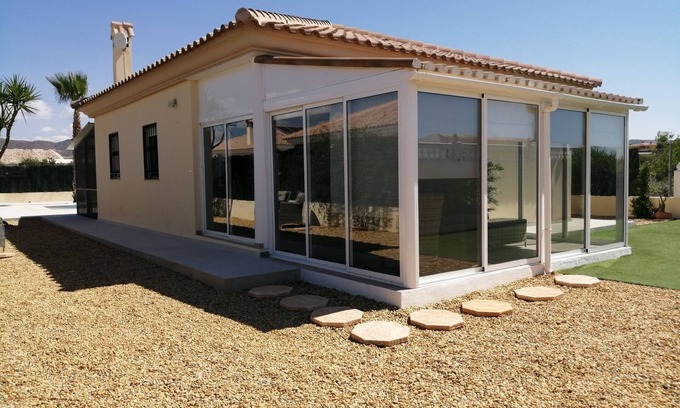 Arboleas Villa | Villa Los Castos, Immaculate 2-Bed Villa, Arboleas
