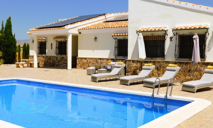 Locaiba Villa | Villa Los Filabres - Lux 3 bed/4 bath Villa, AC, Views, Large Salt Pool, Albox