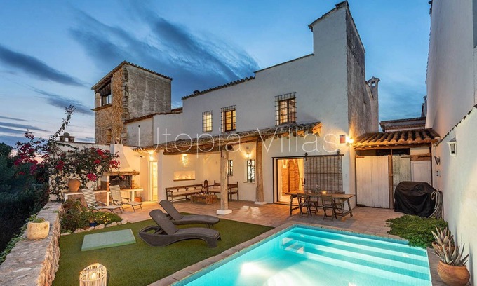 Sant Pere de Ribes House | Villa Los Olivos by Utopia Villas: Beautiful country house near sitges