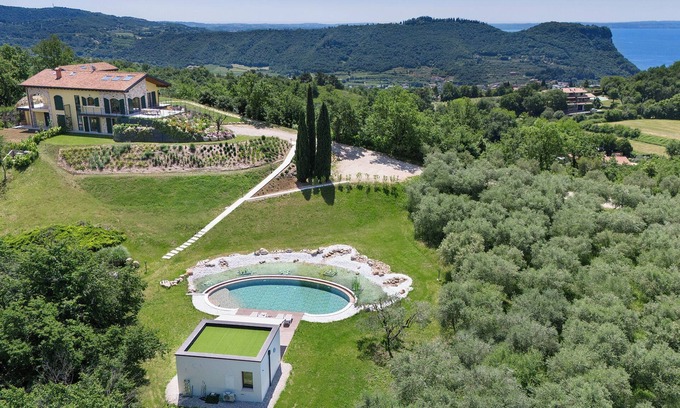 Marciaga Villa | Villa 'Luxury Monte Orione Garda' with Lake View, Wi-Fi and Air Conditioning