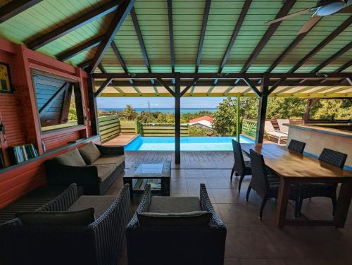 Rifflet Villa | Villa Mangotine
