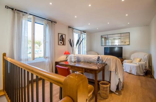 Millau House | Villa Margot fibre balcon jardin